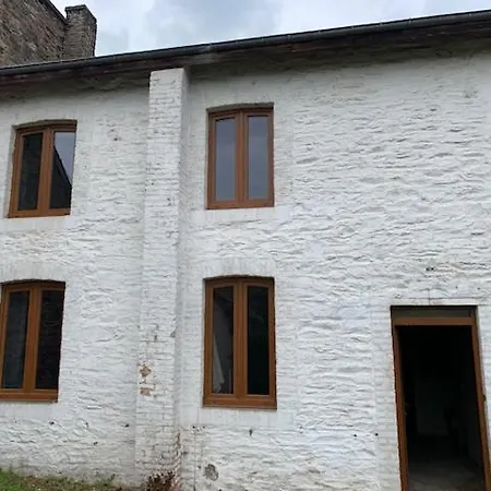 La Petite Maison Blanche بيت للعطل *